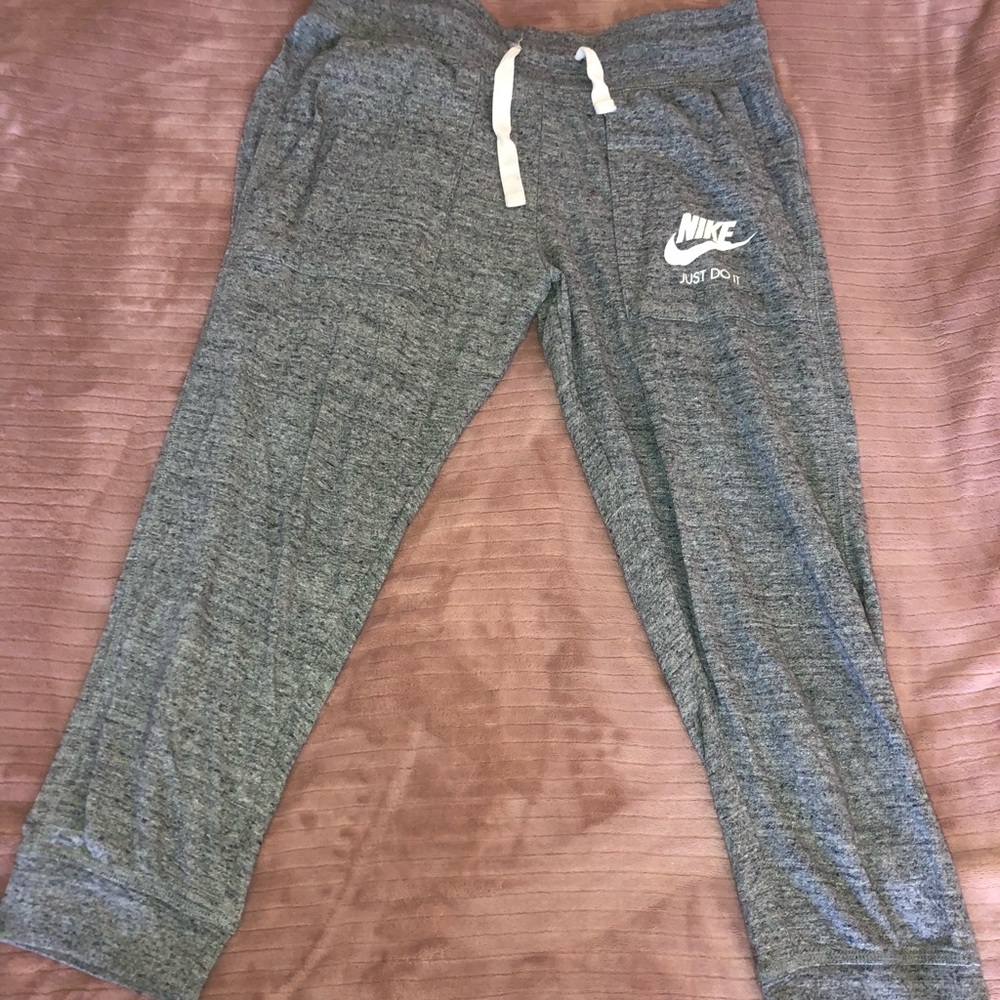 Nike 3/4 length joggers